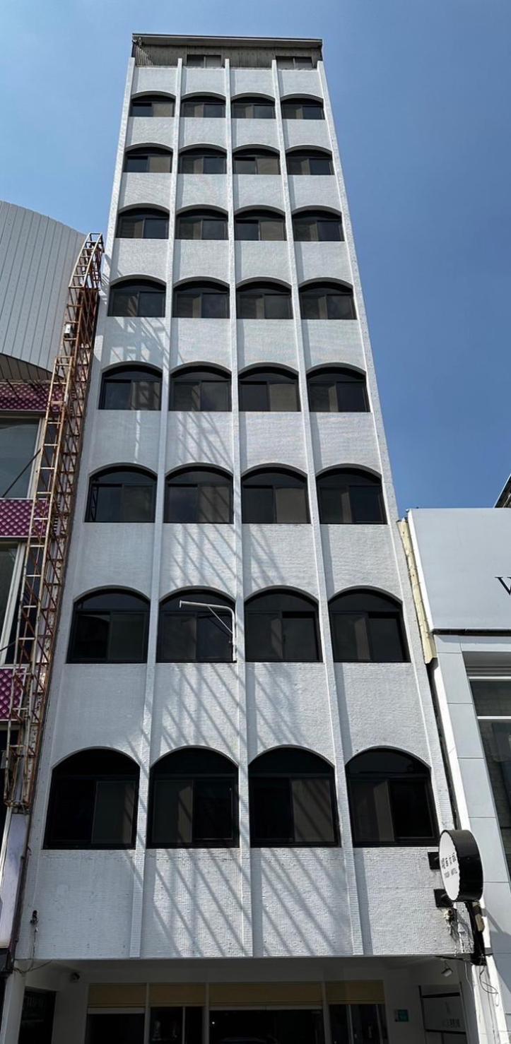Yoshi Hotel - Tainan Station Branch Exterior foto